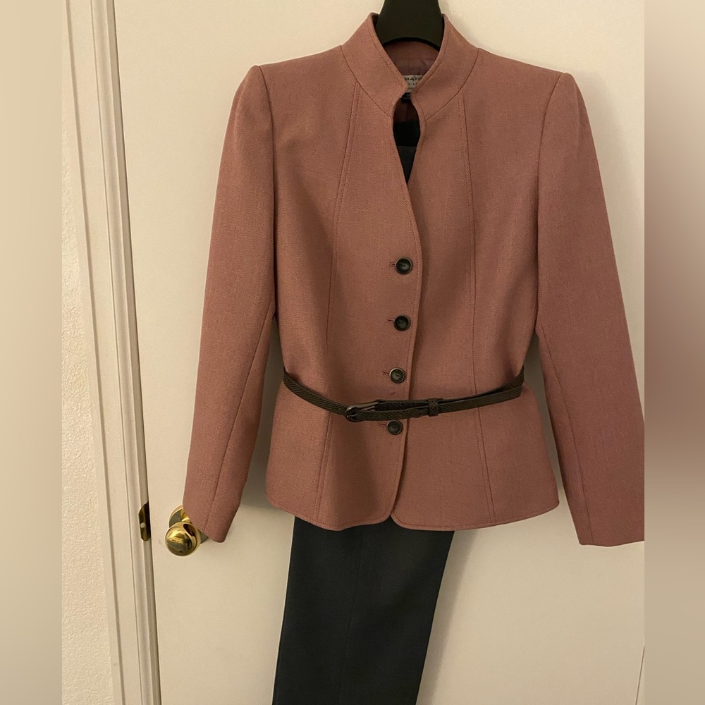 Women’s suit, size 4P; mauve jacket with grey pants